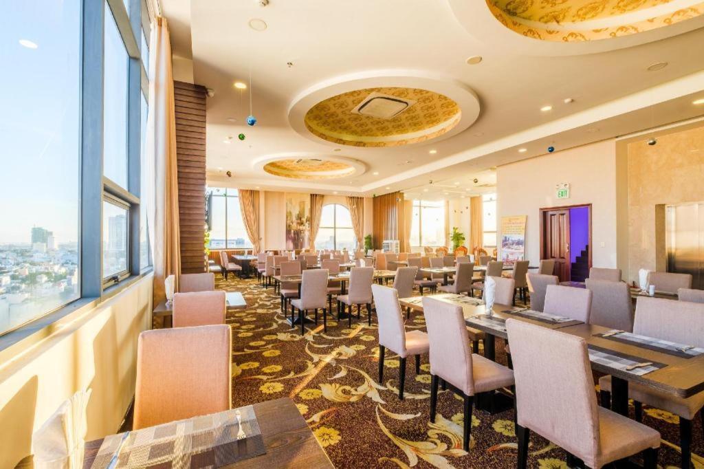 Gic Land Hotel Дананг Екстер'єр фото